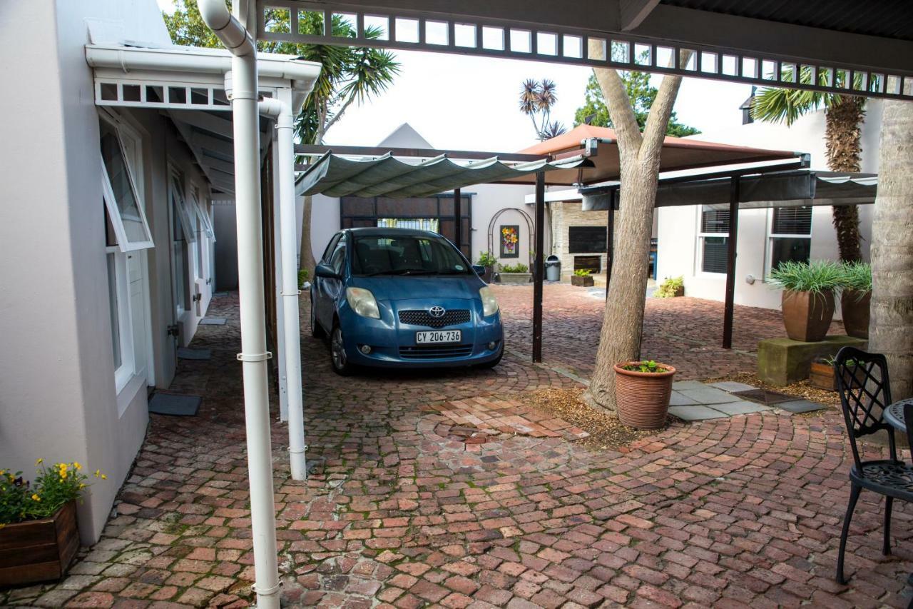 Rosendal Guesthouse Kraaifontein エクステリア 写真